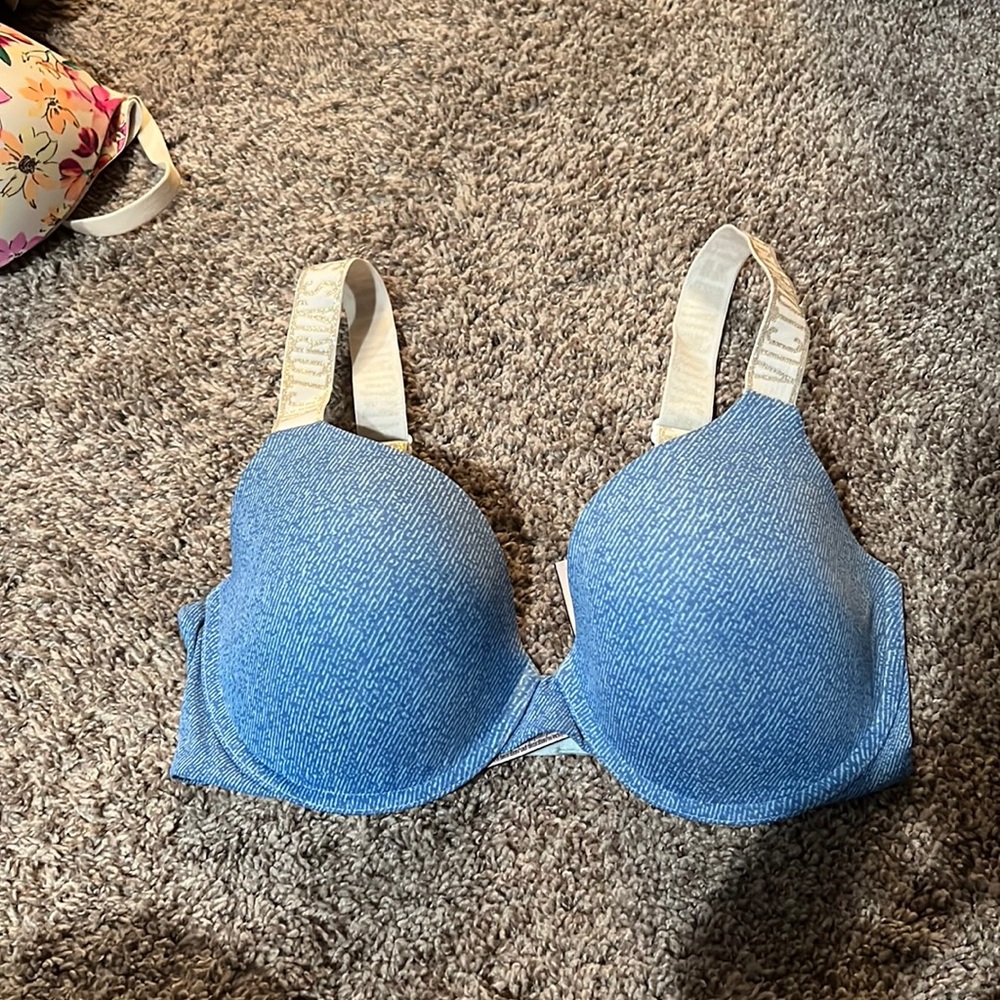 Victoria secret bra